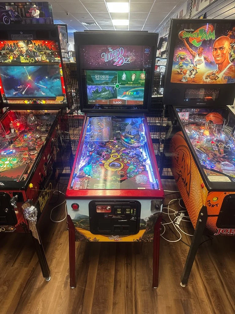 JJP Wizard of Oz 75th Anniversary Ruby Red Edition Pinball Machine — image 1