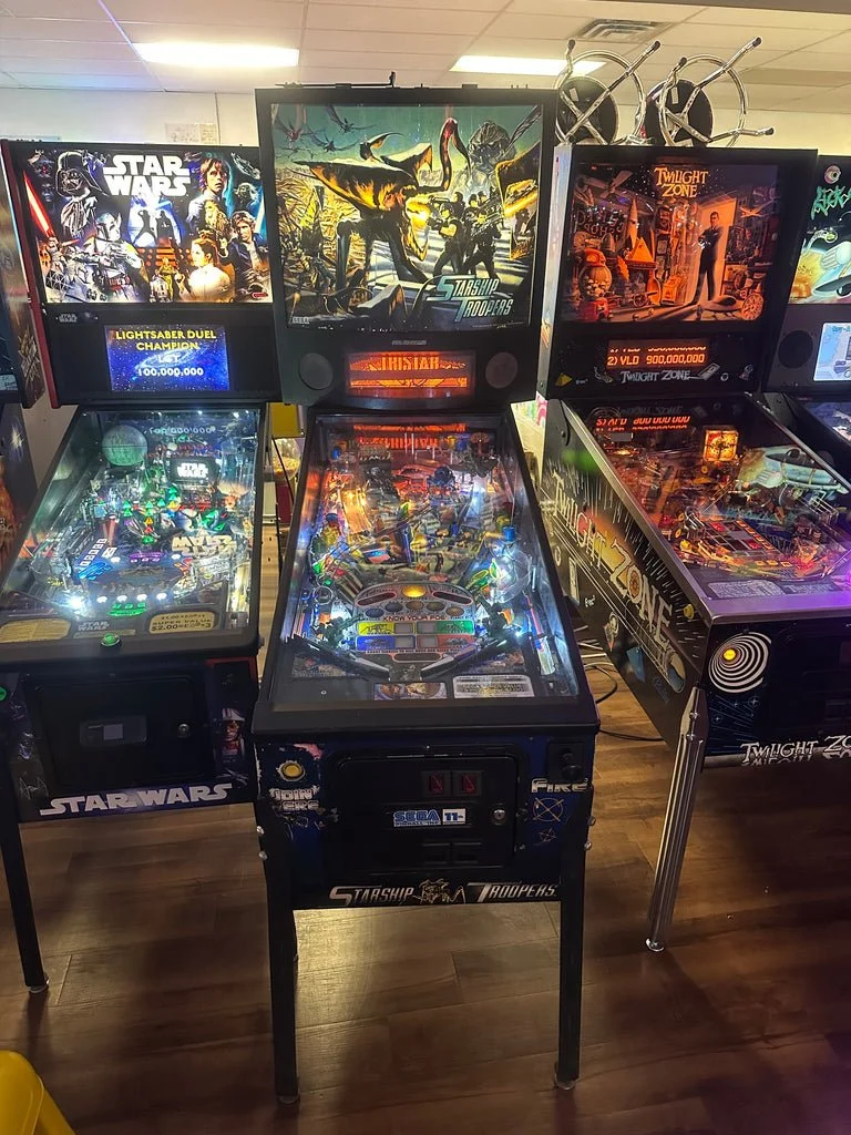 SEGA Starship Troopers Pinball Machine — image 1