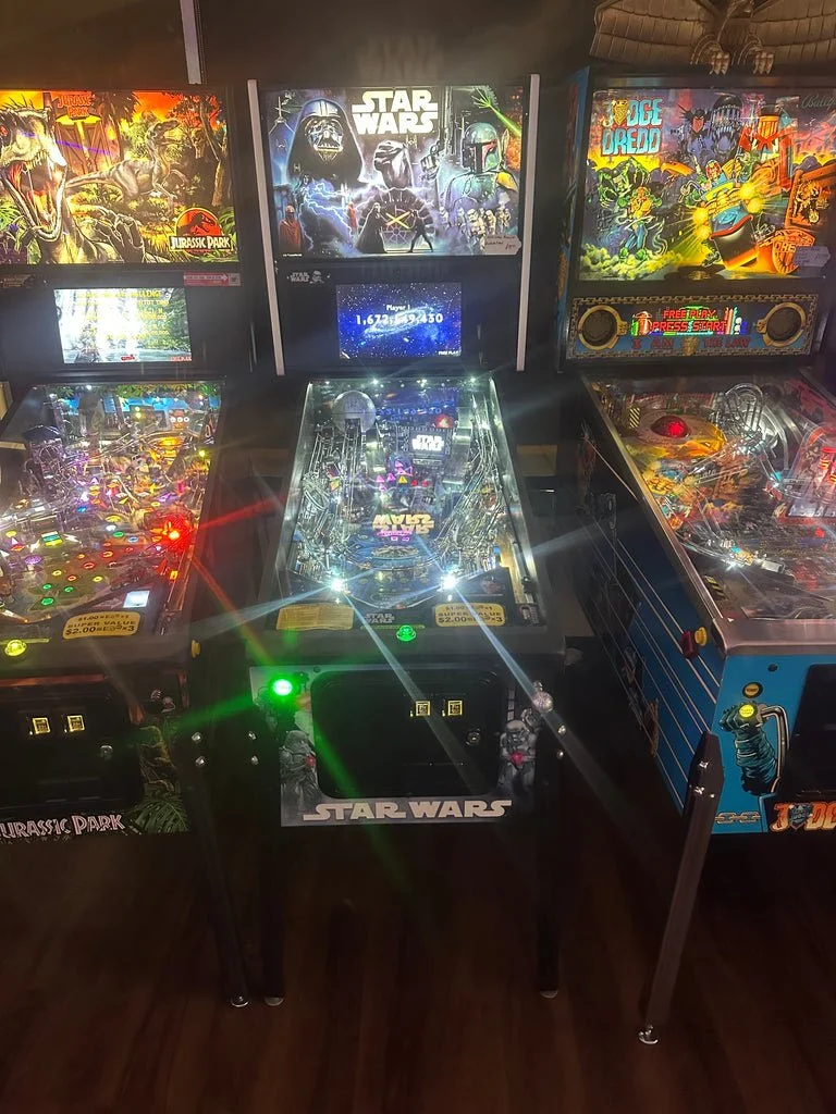 Stern Pinball Star Wars Premium Pinball Machine — image 1